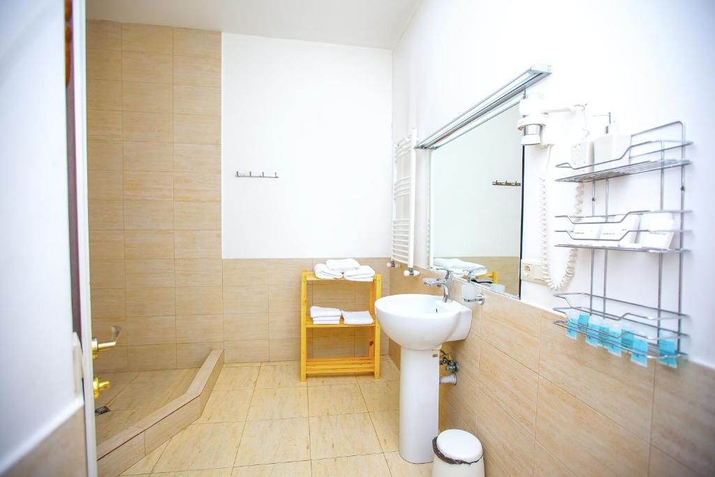 Отель Rustaveli Hotel Тбилиси-143