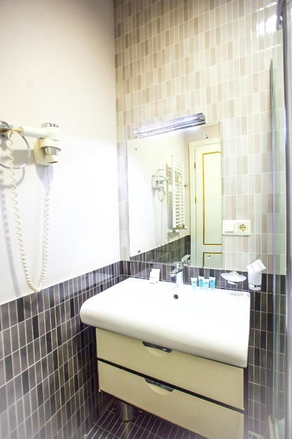 Отель Rustaveli Hotel Тбилиси