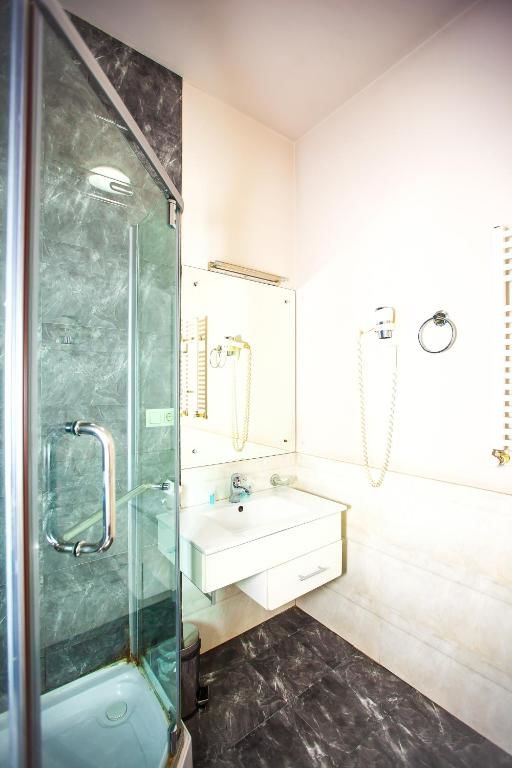 Отель Rustaveli Hotel Тбилиси-61