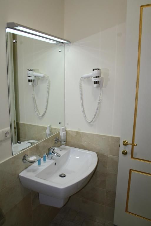 Отель Rustaveli Hotel Тбилиси-69