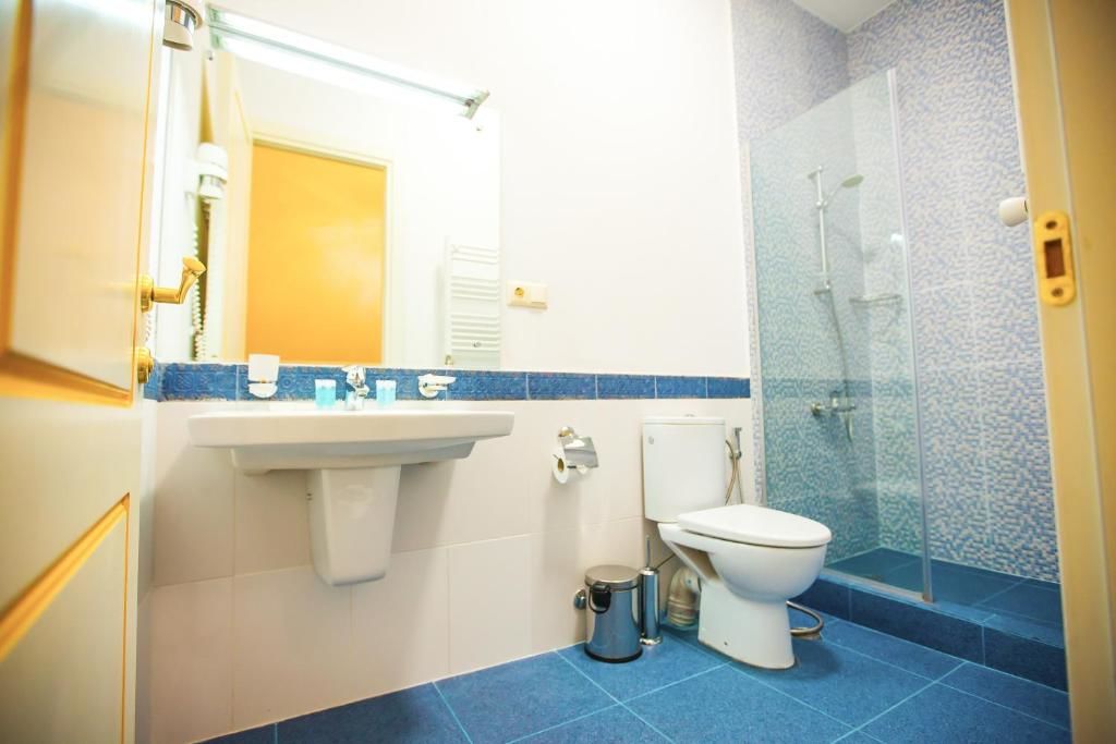 Отель Rustaveli Hotel Тбилиси-81