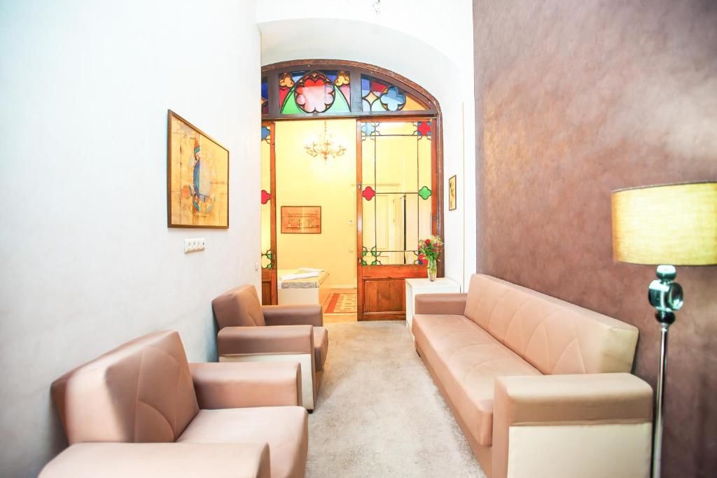 Отель Rustaveli Hotel Тбилиси