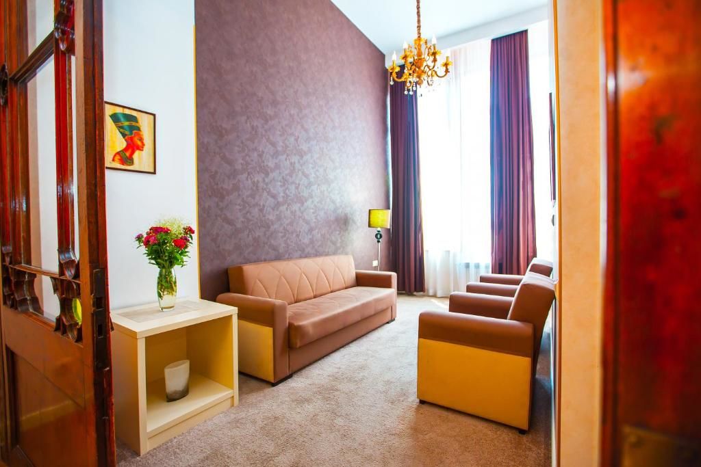 Отель Rustaveli Hotel Тбилиси