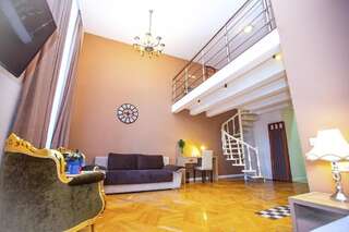 Отель Rustaveli Hotel Тбилиси Апартаменты с балконом-6