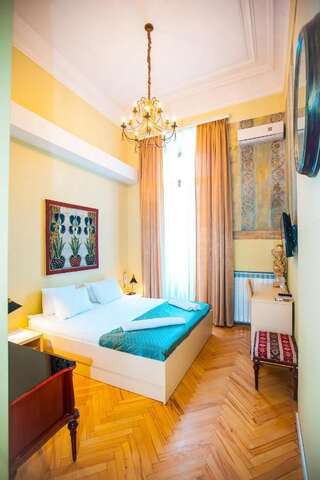Отель Rustaveli Hotel Тбилиси-1