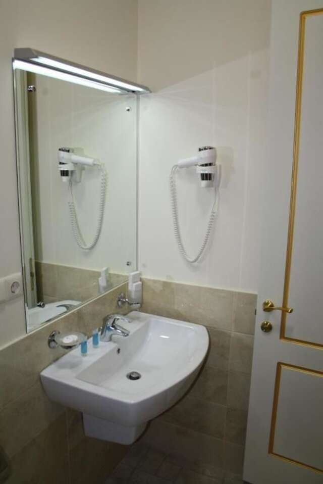 Отель Rustaveli Hotel Тбилиси-68